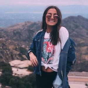 Meet your Posher, Ava